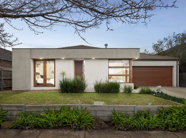 23 Balmain Circuit, Taylors Hill, Vic 3037