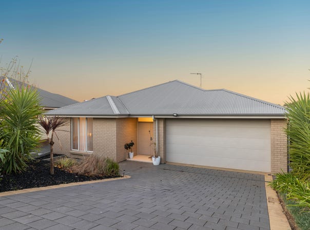 32 BATEMAN STREET, Strathalbyn, SA 5255
