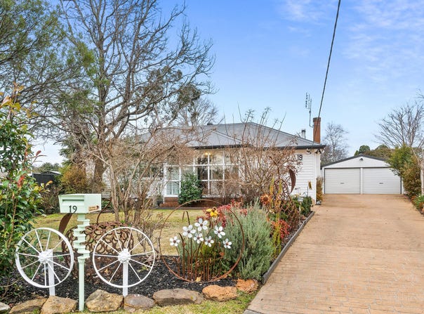 19 Mccleery Avenue, Moss Vale, NSW 2577