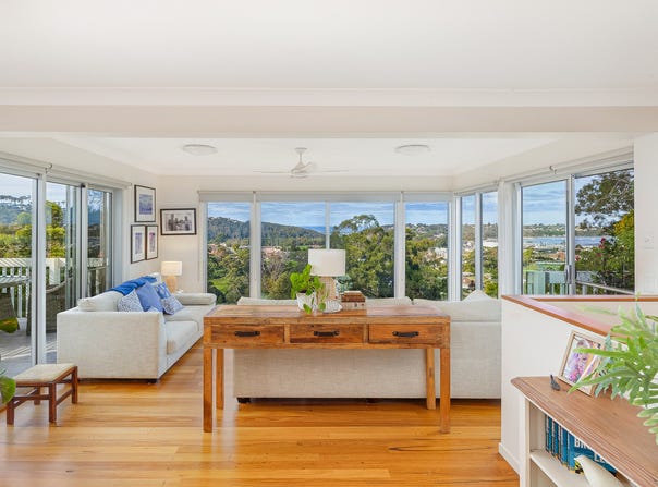 66 Sapphire Crescent, Merimbula, NSW 2548