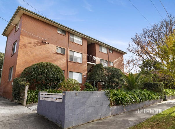 15 McKinley Avenue, Malvern, Vic 3144