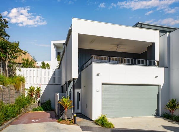 62/7 Lawrence Lyons Place, Kenmore, Qld 4069
