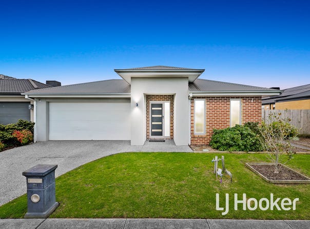 21 Pump House Crescent, Clyde, Vic 3978