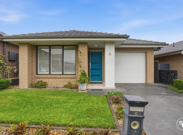 8 Charbray Loop, Oran Park, NSW 2570