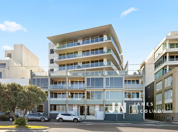 103/65 Beach Street, Port Melbourne, Vic 3207