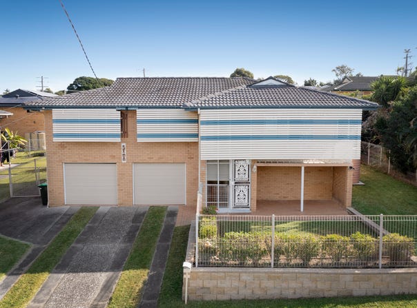4 Novello Street, Mansfield, Qld 4122