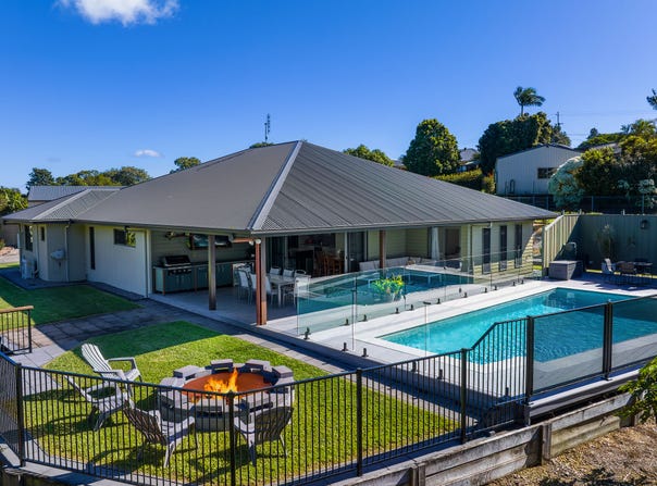 19 Duffy Court, Southside, Qld 4570