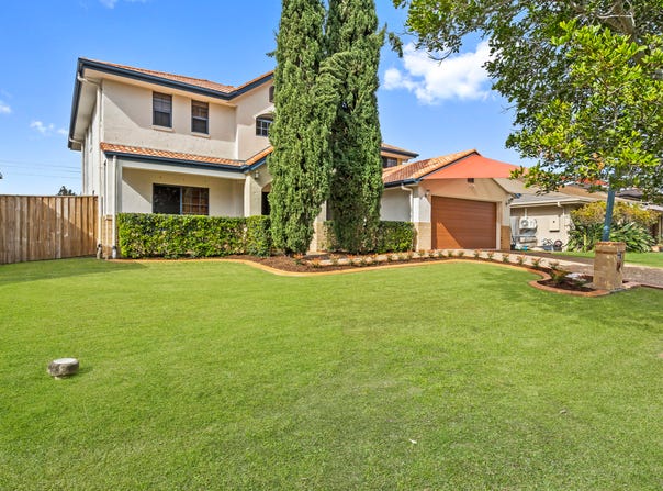 21 Lake Breeze Drive, Windaroo, Qld 4207