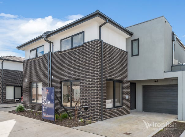 9 Midnight Circuit, South Morang, Vic 3752