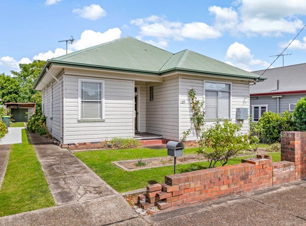 129 Newcastle Street, East Maitland, NSW 2323