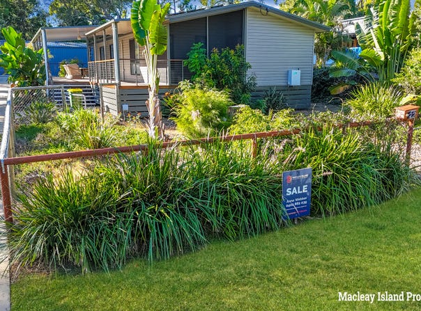 22 Coast Road, Macleay Island, Qld 4184