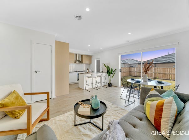 10 Councillor Drive, Weir Views, Vic 3338