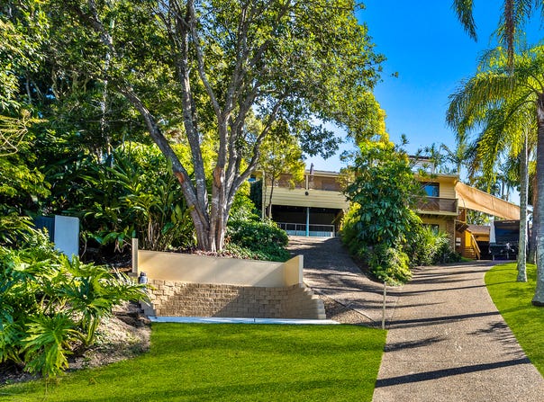 10 Giro Place, Ashmore, Qld 4214