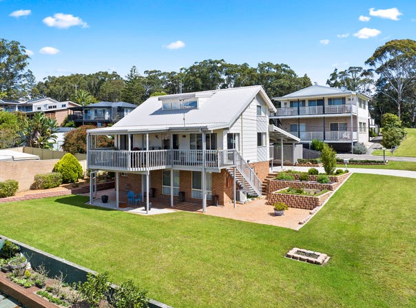 3 Anderson Avenue, Tuross Head, NSW 2537