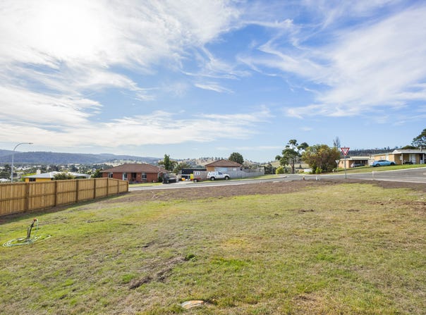 28 Selwyn Street, Triabunna, Tas 7190