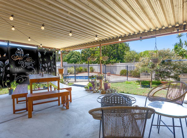 16 Sapphire Close, Townsend, NSW 2463