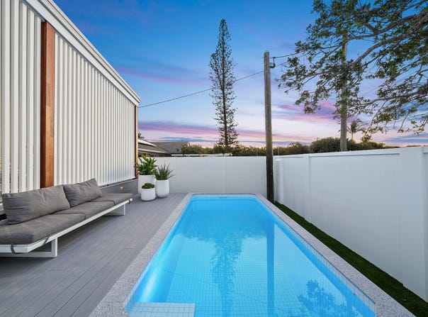 25 Lorraine Avenue, Marcoola, Qld 4564