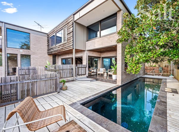 20 Hillview Crescent, The Hill, NSW 2300