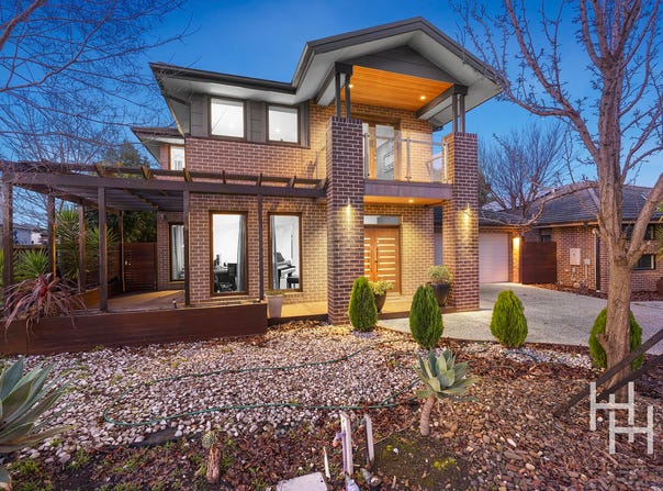 28 Mountainview Boulevard, Cranbourne North, Vic 3977