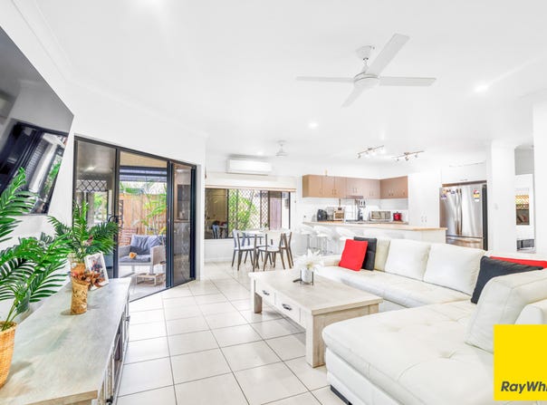 17 Seaways Street, Trinity Beach, Qld 4879