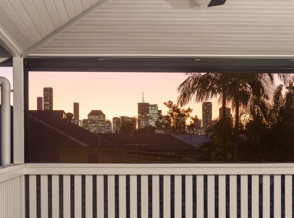 204 Norman Avenue, Norman Park, Qld 4170