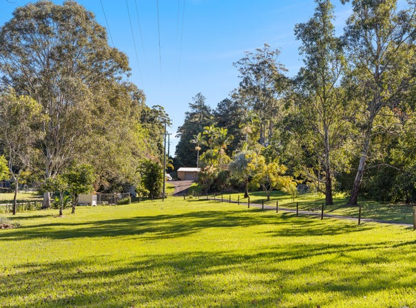 69 Malones Road, Kiels Mountain, Qld 4559
