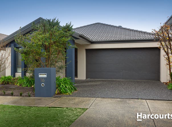 16 Whitehaven Street, Berwick, Vic 3806