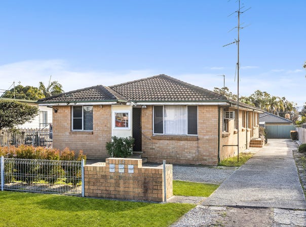 2/14 Madden Street, Oak Flats, NSW 2529