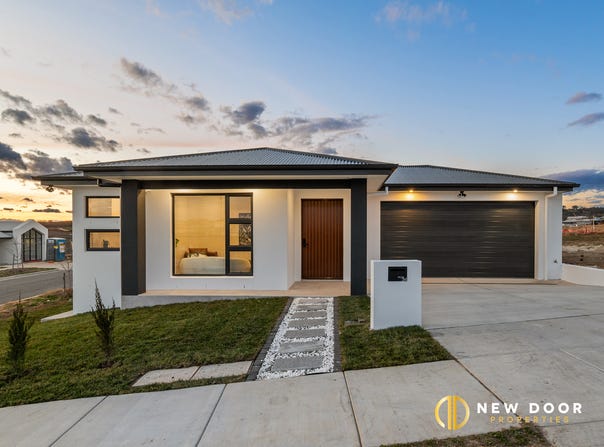 34 Apuatimi Crescent, Whitlam, ACT 2611