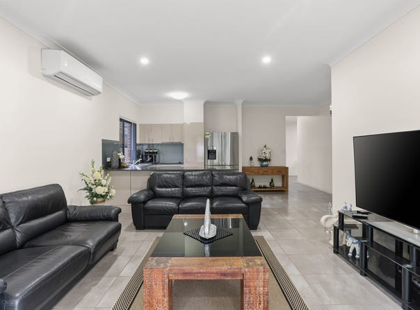 30 Percy Earl Crescent, Pimpama, Qld 4209