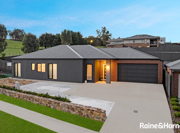 3 Timberline Parkway, Pakenham, Vic 3810