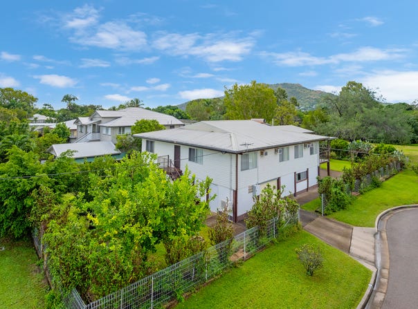 57 Philp Street, Hermit Park, Qld 4812