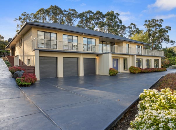16 Harveys Road, Allambee South, Vic 3871