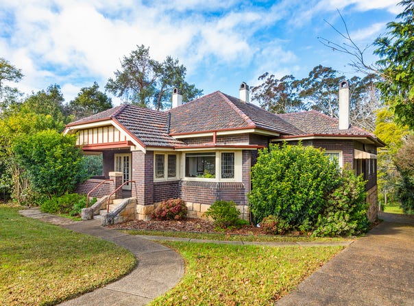 90 - 92 Macquarie Road, Springwood, NSW 2777
