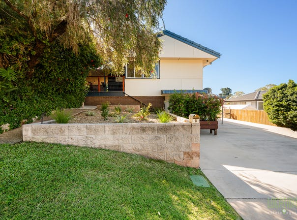 8 Burrows Street, West Gladstone, Qld 4680
