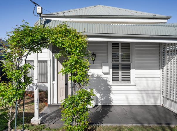 49 Honeysuckle Street, Bendigo, Vic 3550
