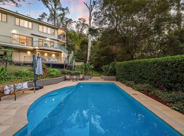 15 St Andrews Drive, Pymble, NSW 2073