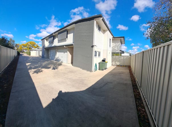 4/33 Marian Street, Miles, Qld 4415