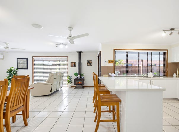 10 Satinbird Place, Bokarina, Qld 4575