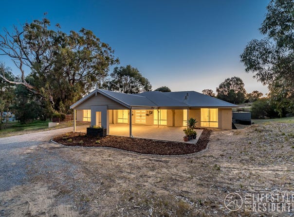 7 Nutmeg Grove, Two Rocks, WA 6037