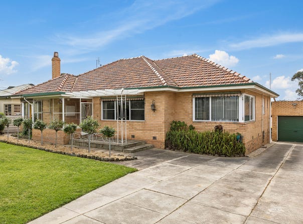 76 High Street, Lismore, Vic 3324