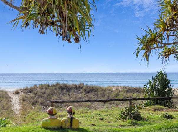 31 Jefferson Lane, Palm Beach, Qld 4221