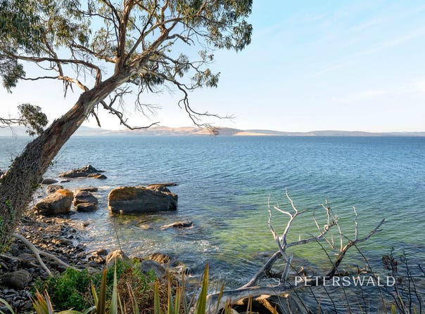15 Grange Avenue, Taroona, Tas 7053