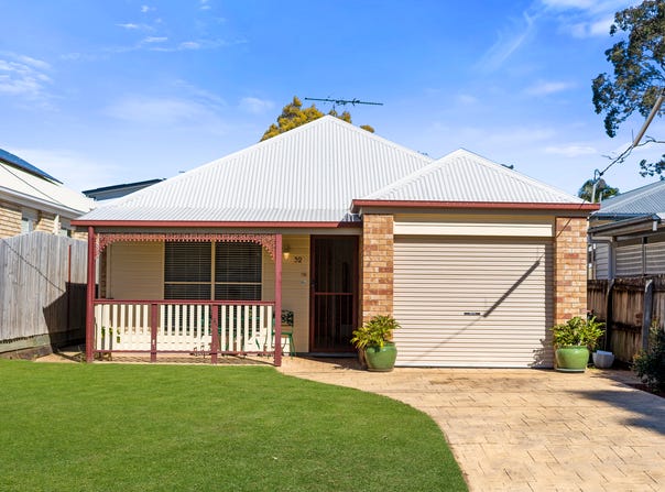 32 Booran Street, Lota, Qld 4179