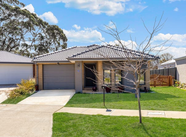 9 Summers Court, Lancefield, Vic 3435
