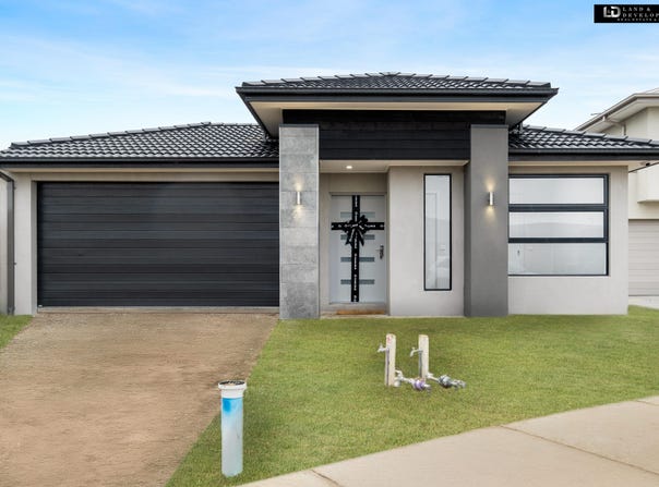 55 Gilroy Crescent, Charlemont, Vic 3217