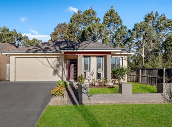 17 Tivoli Lane, Campbelltown, NSW 2560