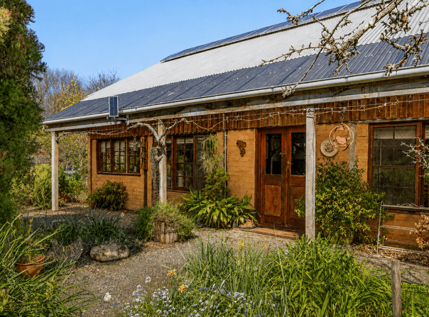 14-16 Latrobe Street, Kyneton, Vic 3444