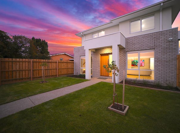 1/30 Scoresby Road, Bayswater, Vic 3153
