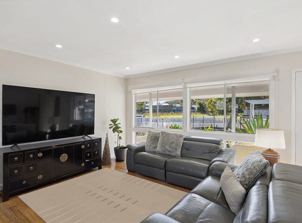 21 Cambridge Circle, Ourimbah, NSW 2258